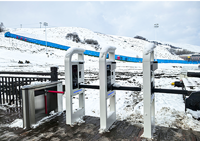 数字赋能冰雪经济！熵基科技新一代自助验票系统亮相那拉提滑雪场